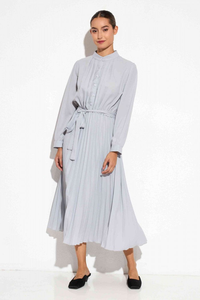 Vestido Camisero Plisado en Tono Gris suave                                AGOTADO