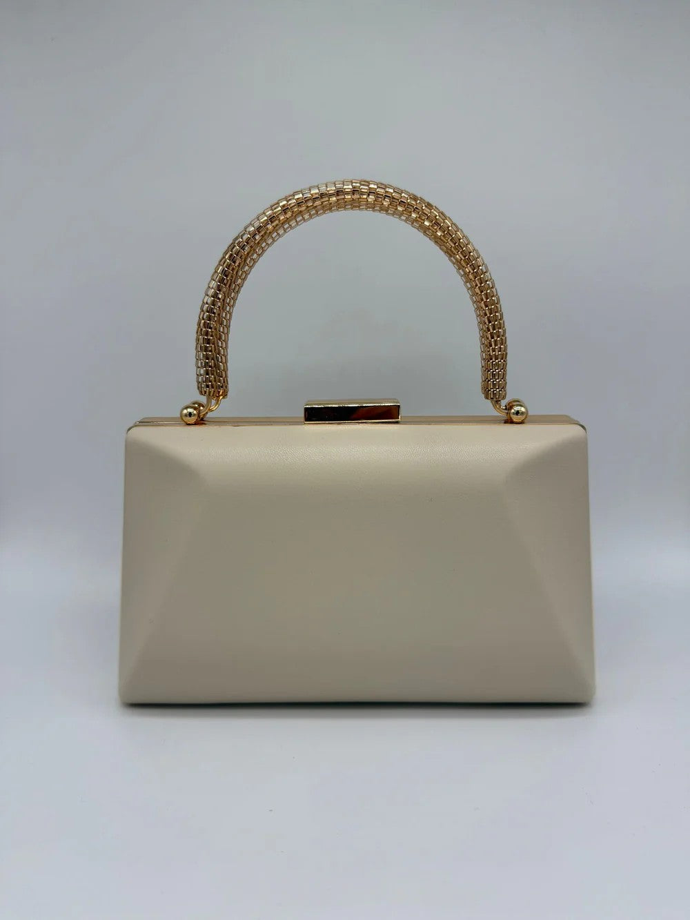 Bolso Elegante con Asa Texturizada