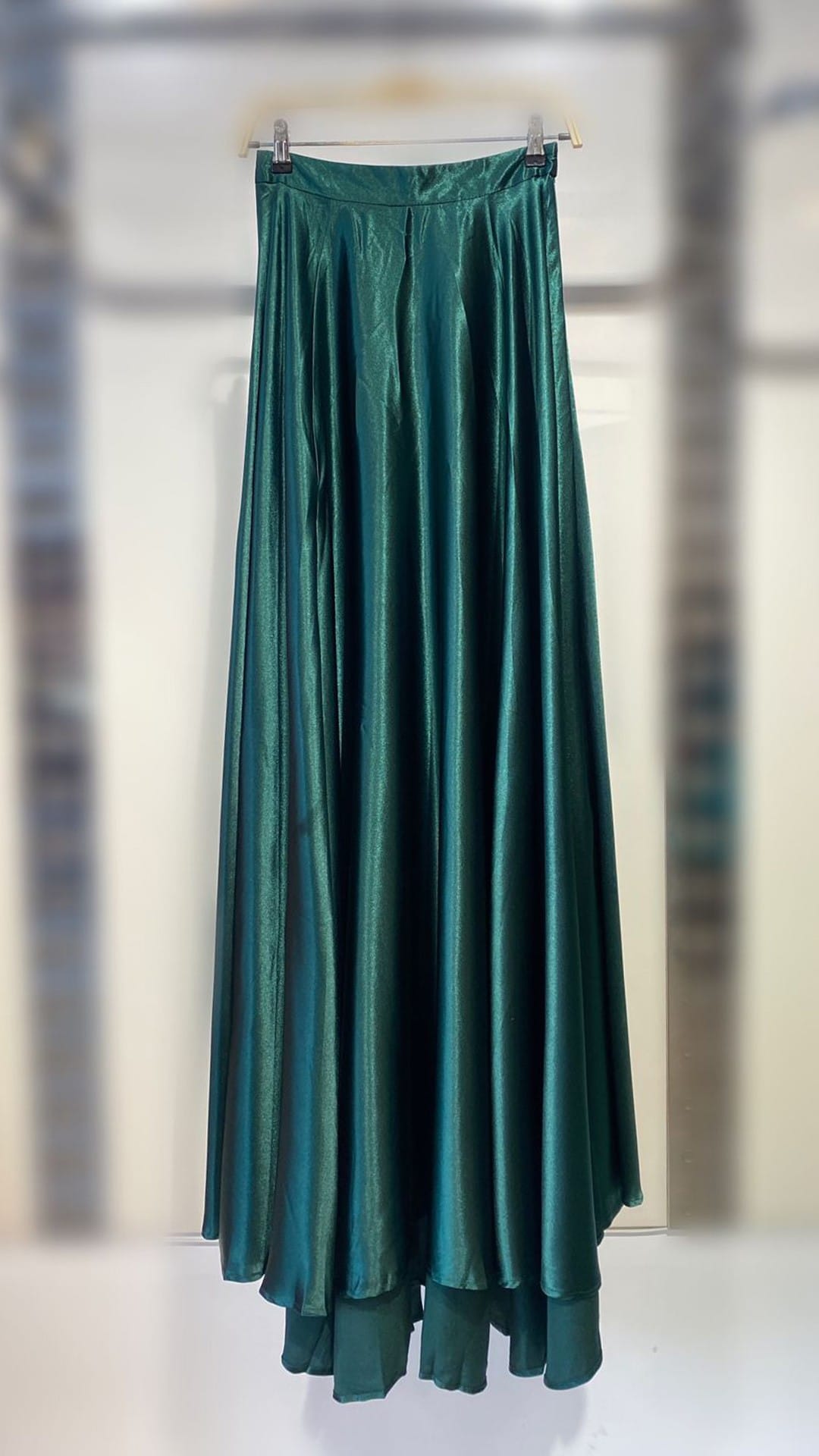Falda Larga Satín