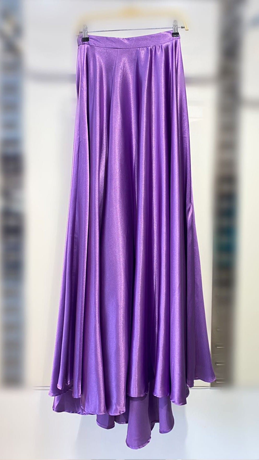 Falda Larga Satín