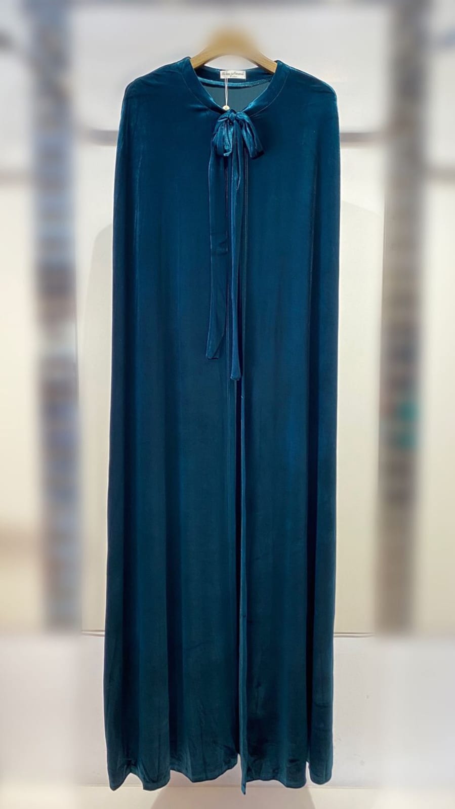 Capa Elegante de Terciopelo