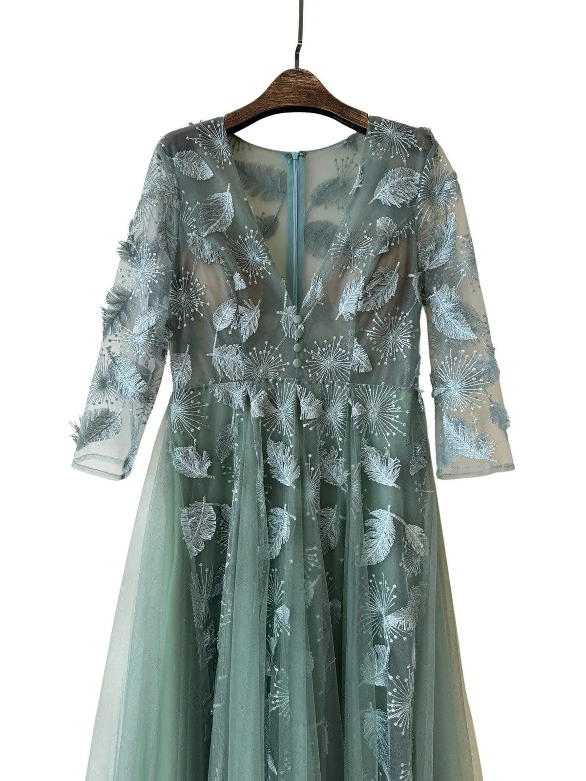 Vestido de Ensueño en Tul con Bordados Florales