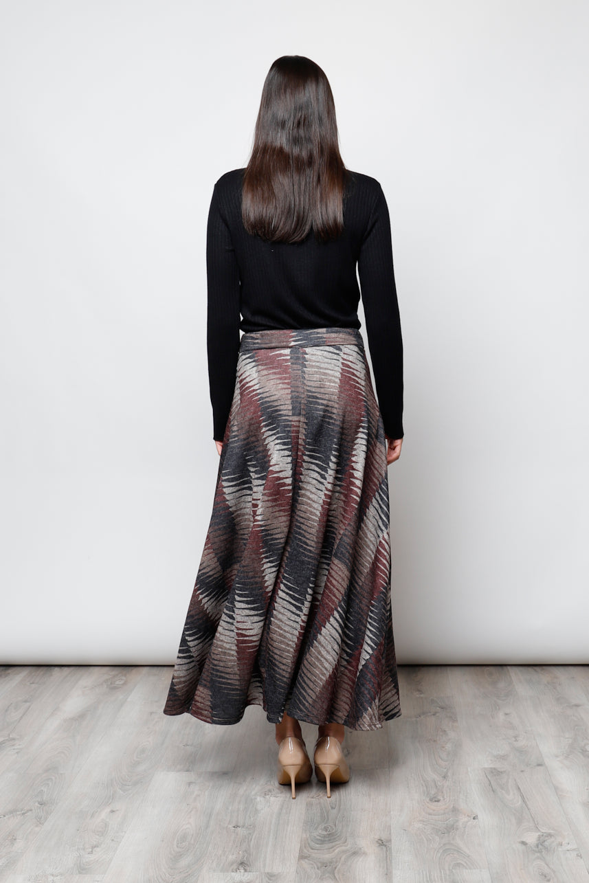 Falda larga con estampado geométrico