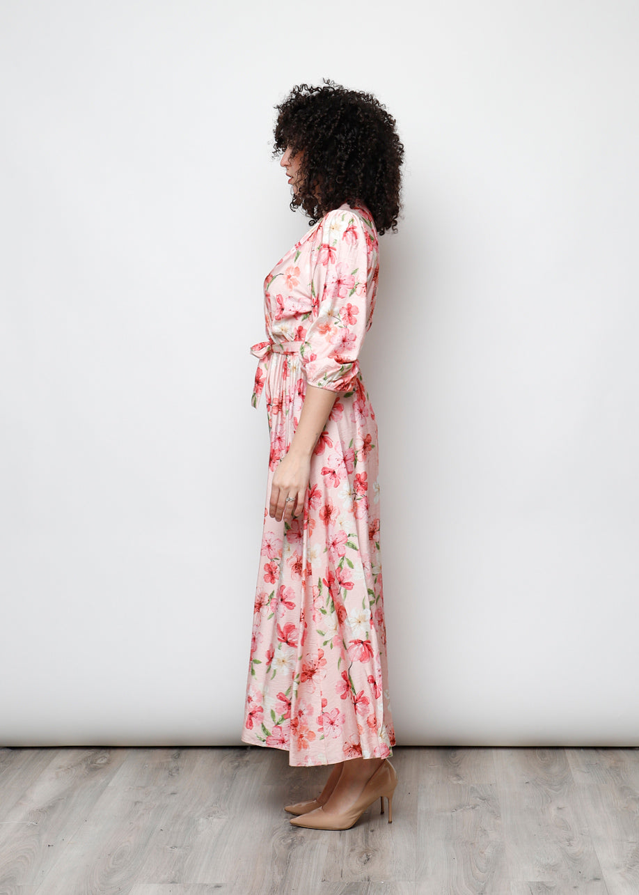 Vestido largo floral con escote cruzado y mangas 3/4       AGOTADO