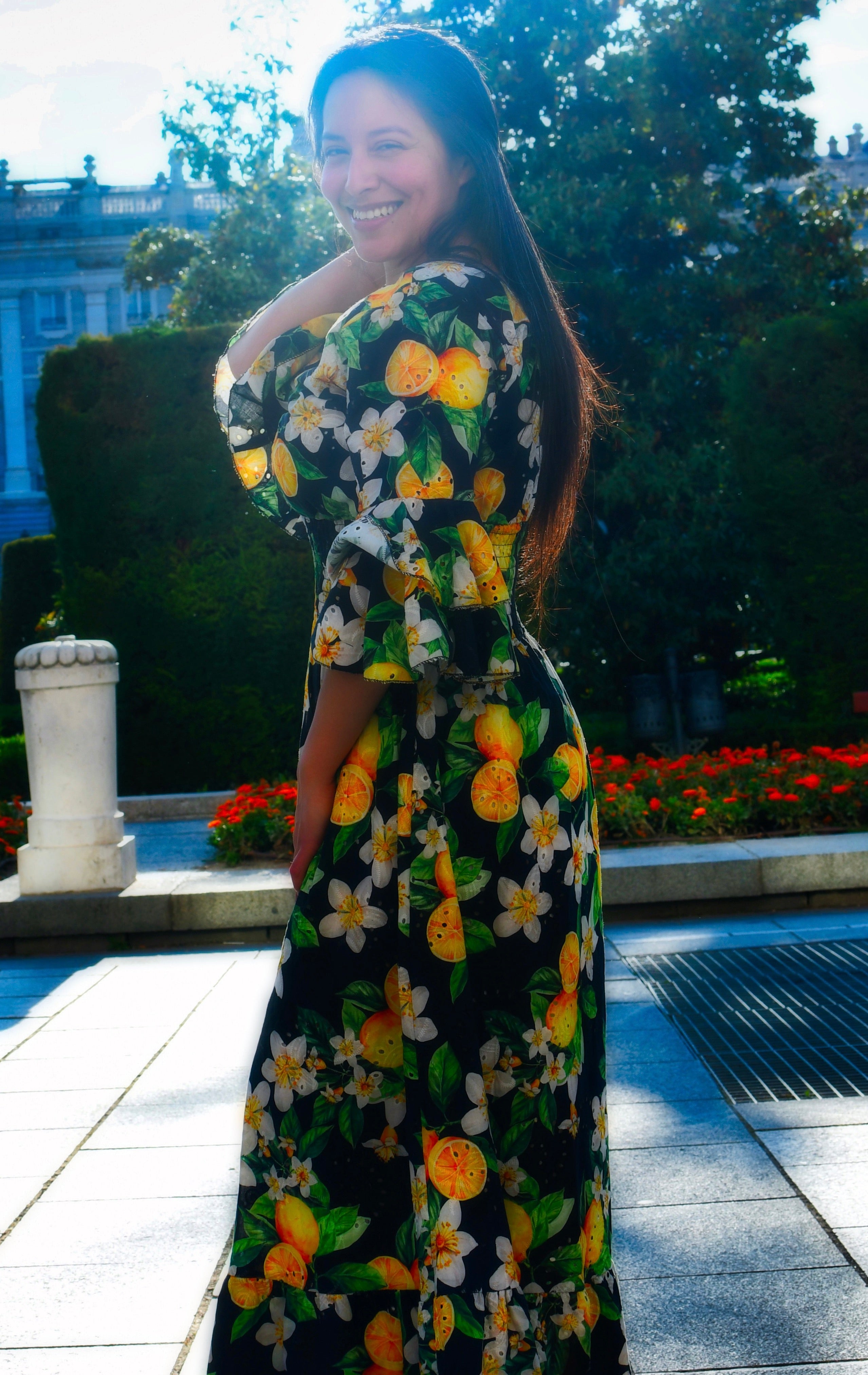 Vestido largo bordado estilo boho A    G    O    T    A    D    O