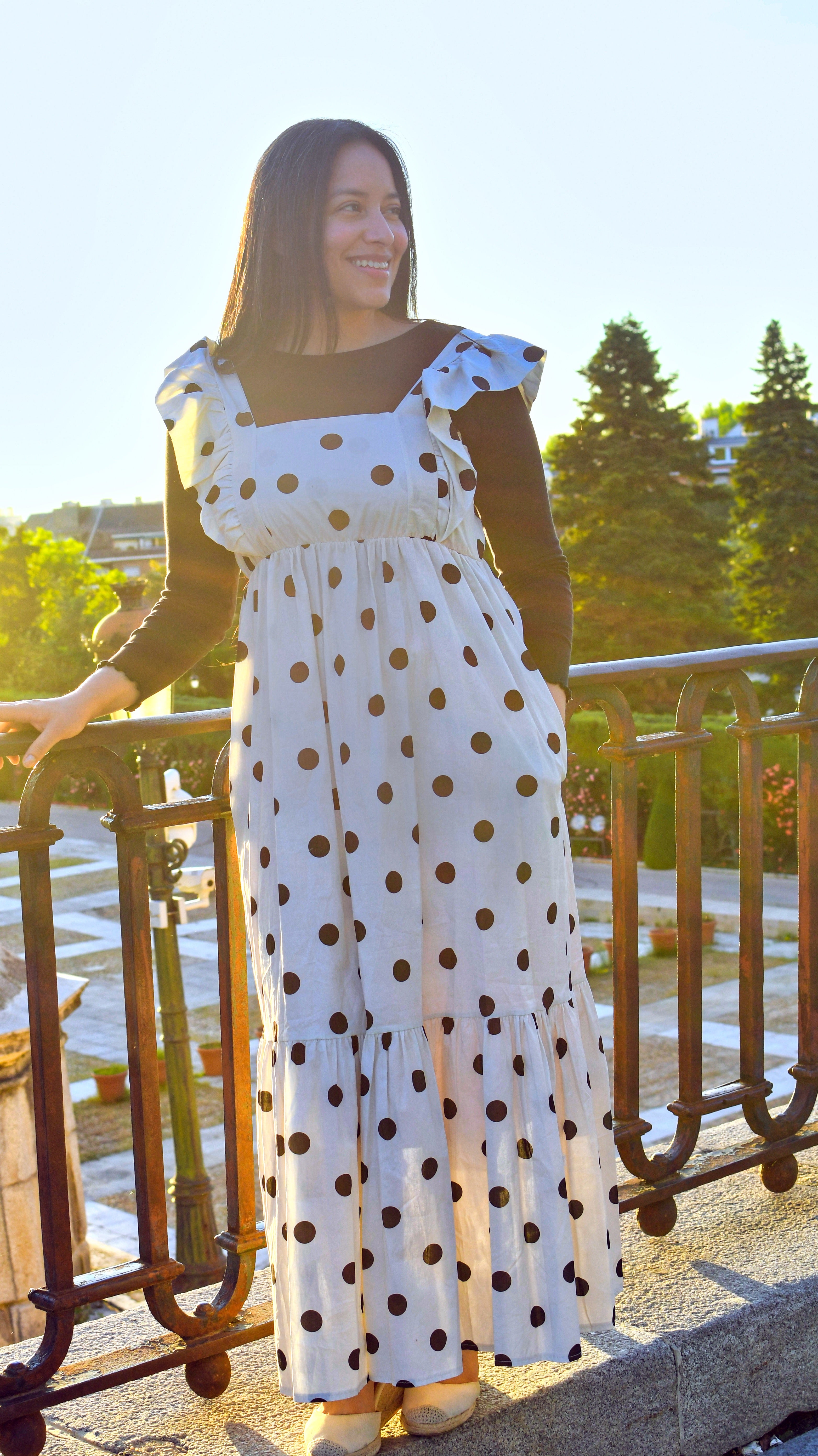 Vestido Largo con Estampado de Topos